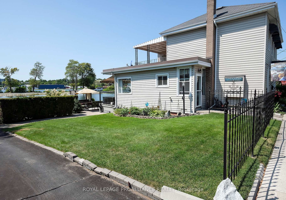 70-front-street-s-belleville-ontario-x12740132