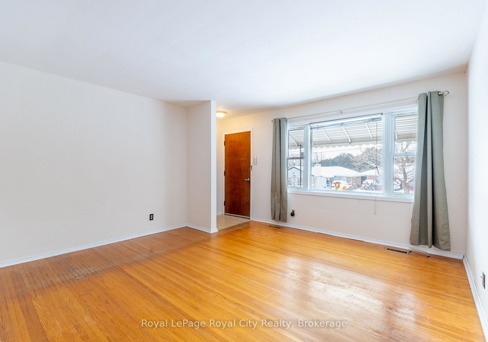 35-dumbarton-street-guelph-ontario-x12740356