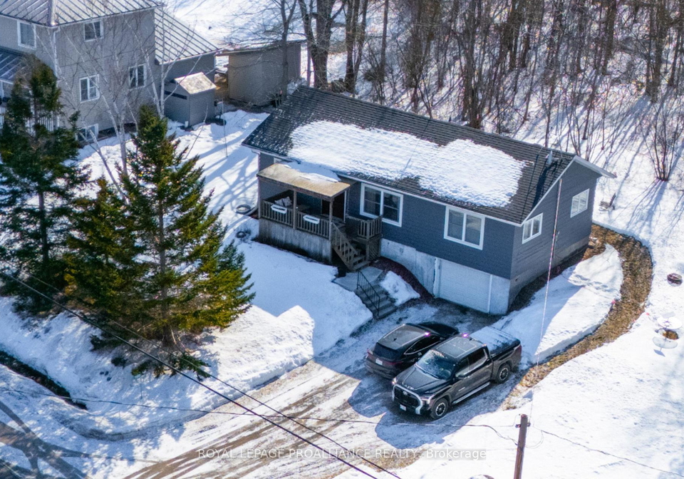 1455-county-road-3-prince-edward-county-ontario-x12740498