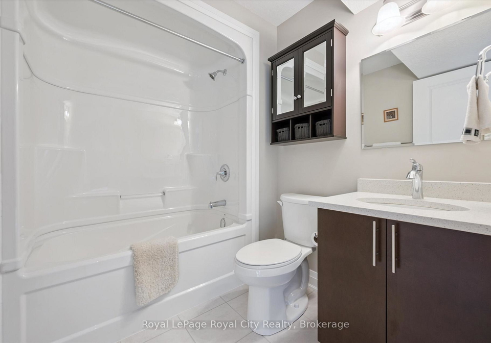 113-aberdeen-street-centre-wellington-ontario-x12740592