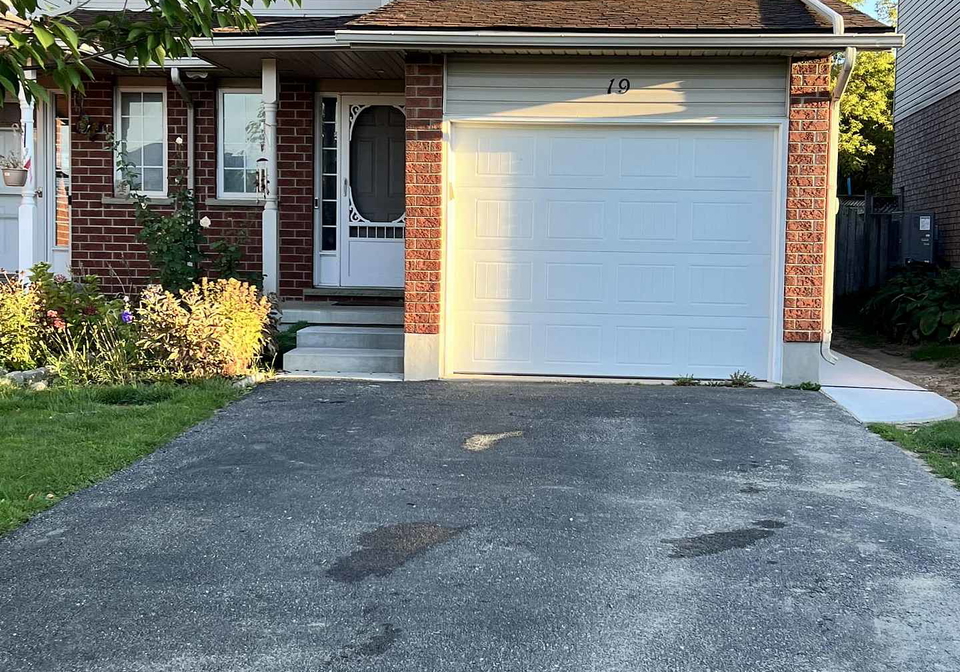19-breesegarden-lane-guelph-ontario-x12740670