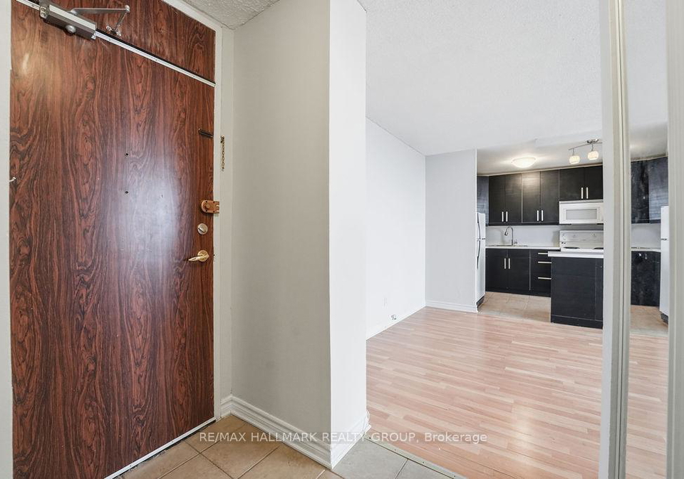 2020-jasmine-crescent-beacon-hill-north-south-and-area-ottawa-ontario-x12741064