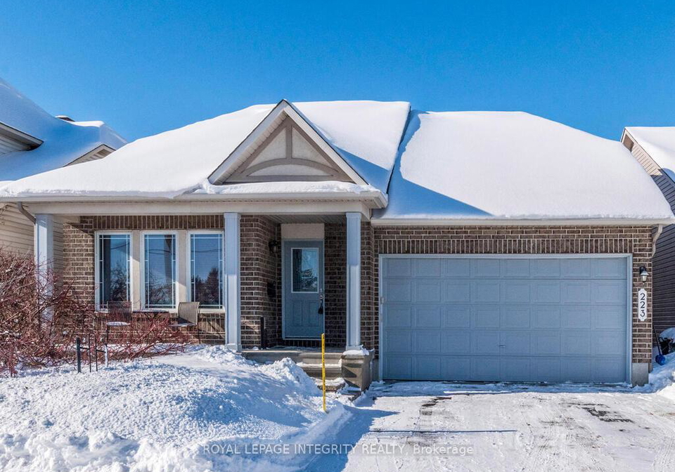223-willow-creek-circle-ottawa-ontario-x12741380
