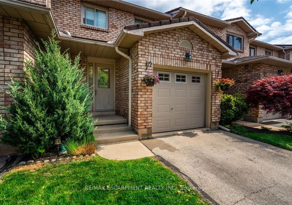 391-stone-church-road-hamilton-ontario-x12742440