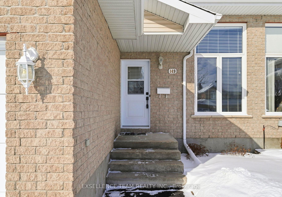 149-heritage-place-cornwall-ontario-x12742528