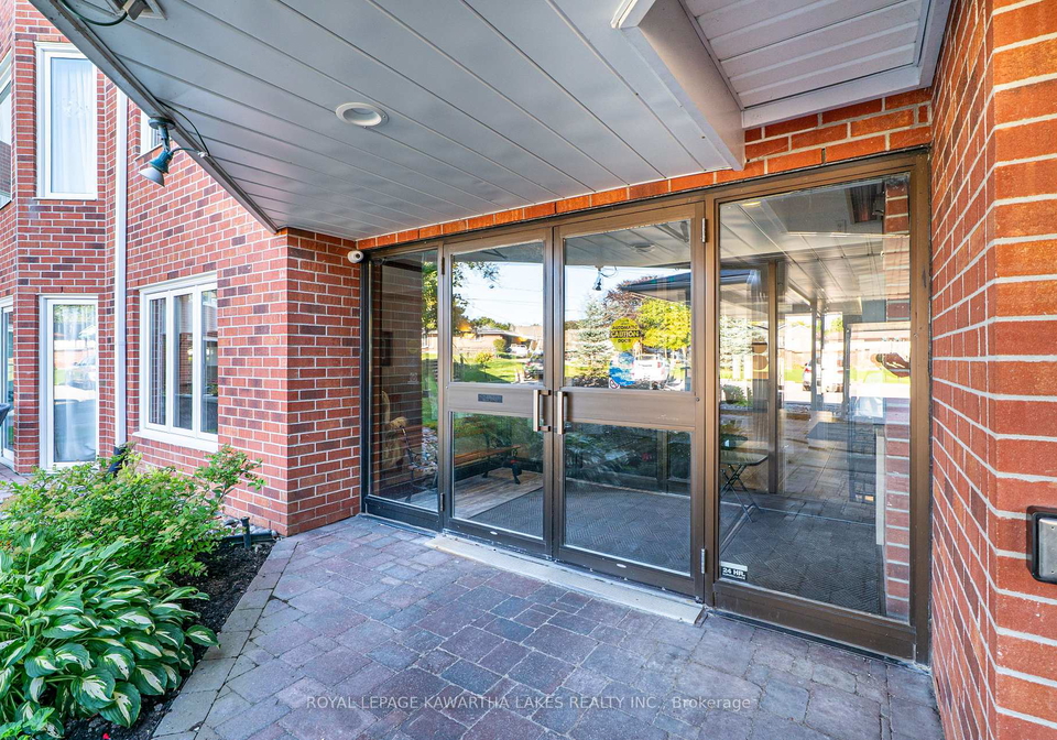 2-heritage-way-kawartha-lakes-ontario-x12742536