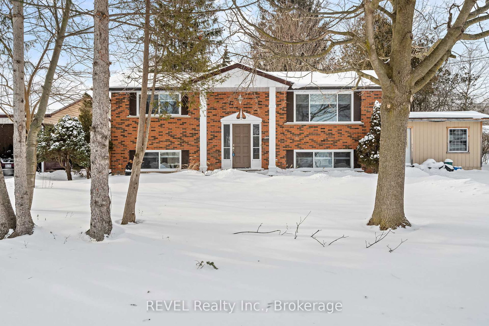 747-parkdale-avenue-fort-erie-ontario-x12742638