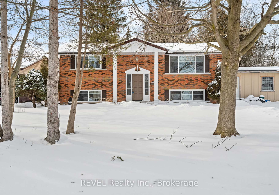 747-parkdale-avenue-fort-erie-ontario-x12742638