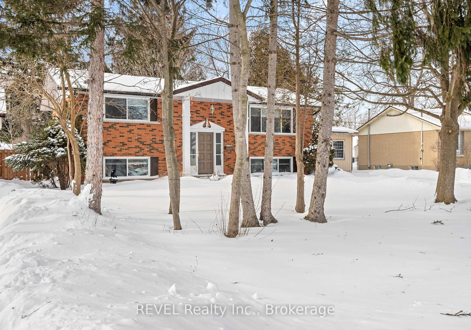 747-parkdale-avenue-fort-erie-ontario-x12742638