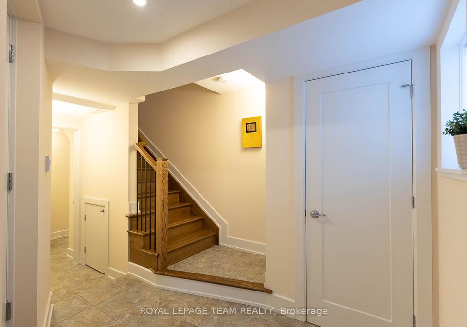 112-greenfield-avenue-ottawa-ontario-x12742640