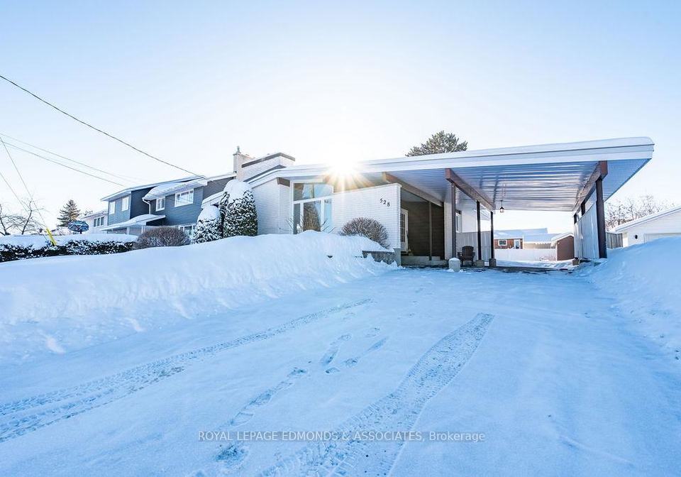 528-irving-street-pembroke-ontario-x12742898