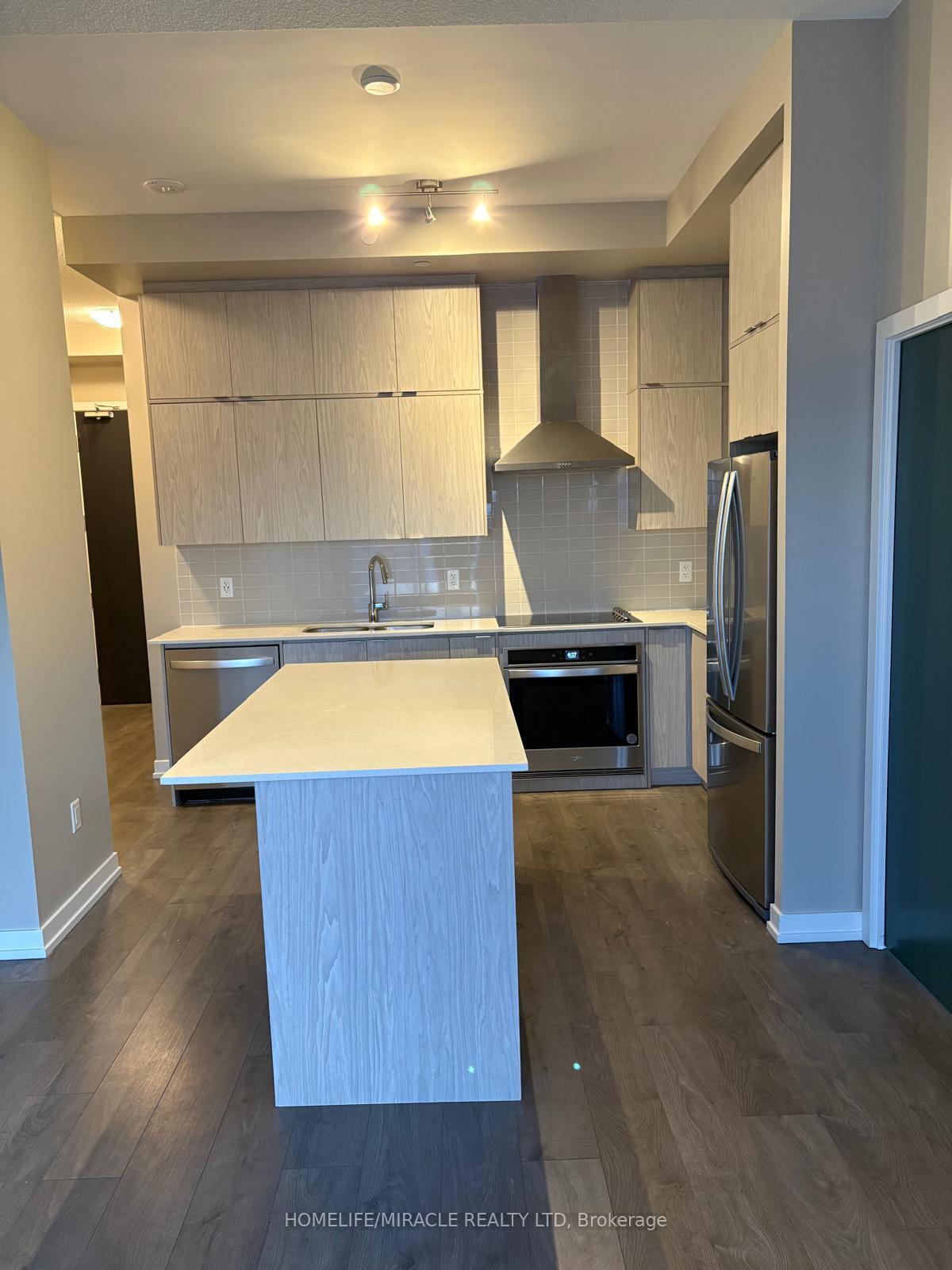 55-duke-street-w-kitchener-ontario-x12742978