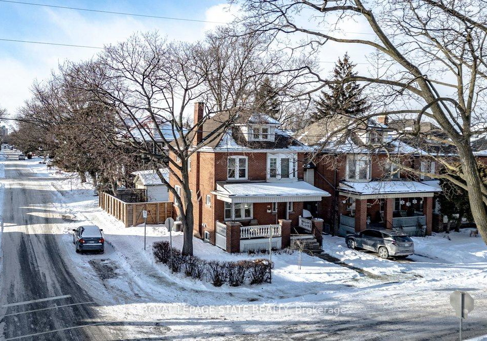 46-connaught-avenue-s-hamilton-ontario-x12743050
