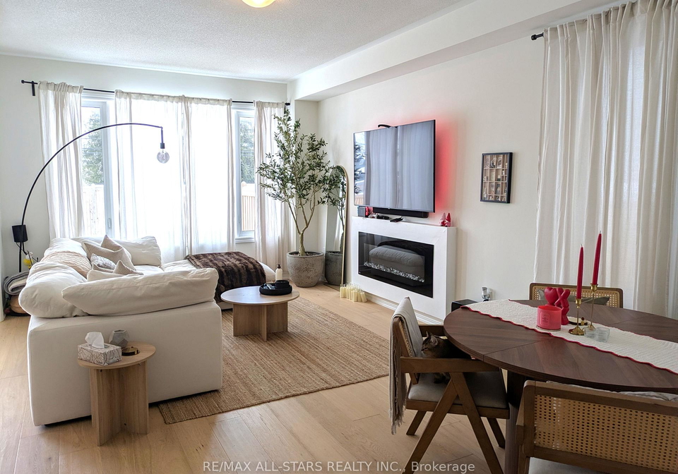 22-hennessey-crescent-kawartha-lakes-ontario-x12743072
