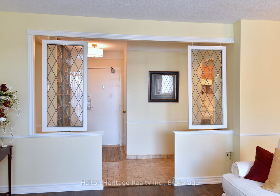 301-frances-avenue-hamilton-ontario-x12743140