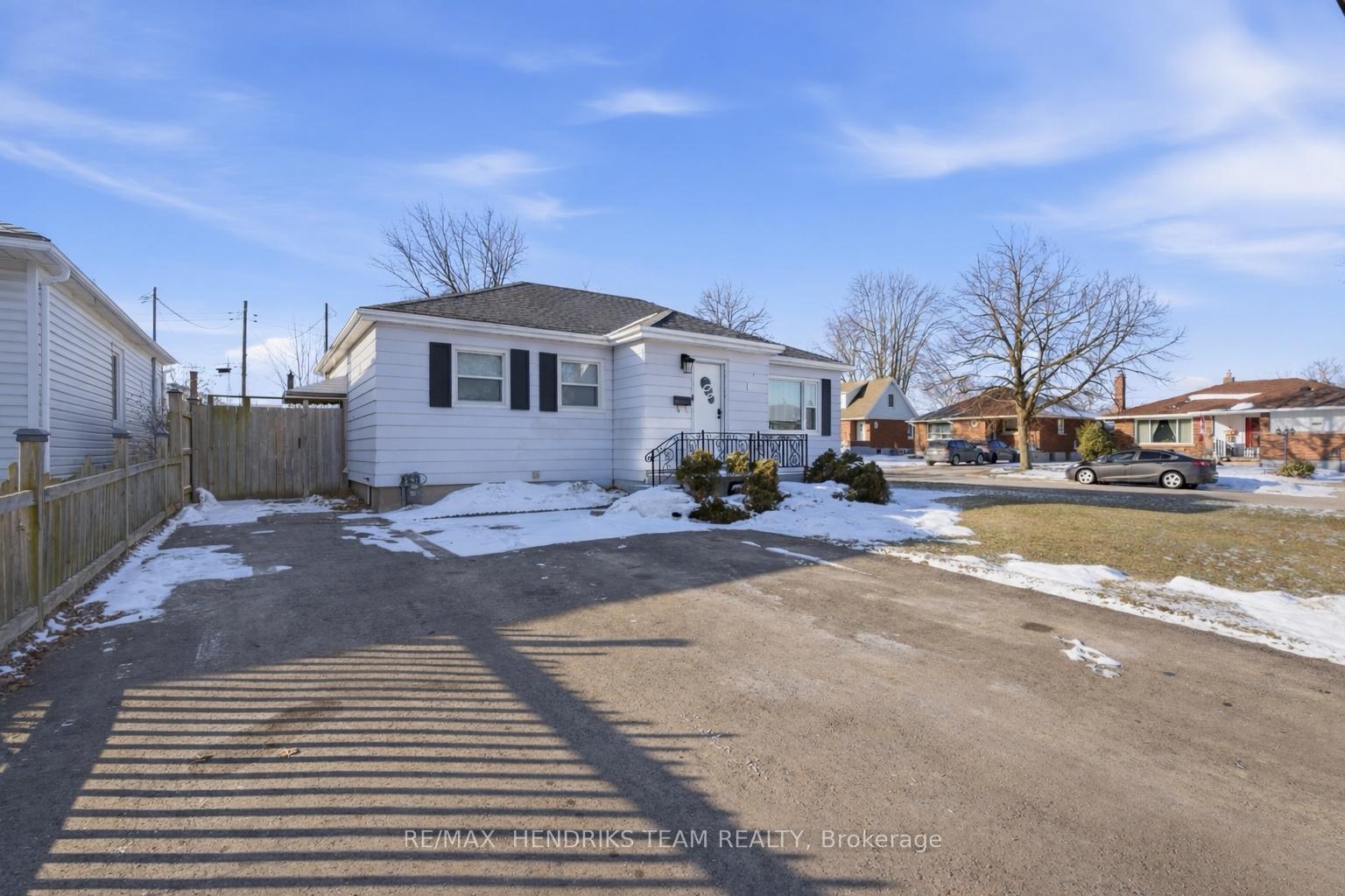 85-albert-street-w-thorold-ontario-x12743350