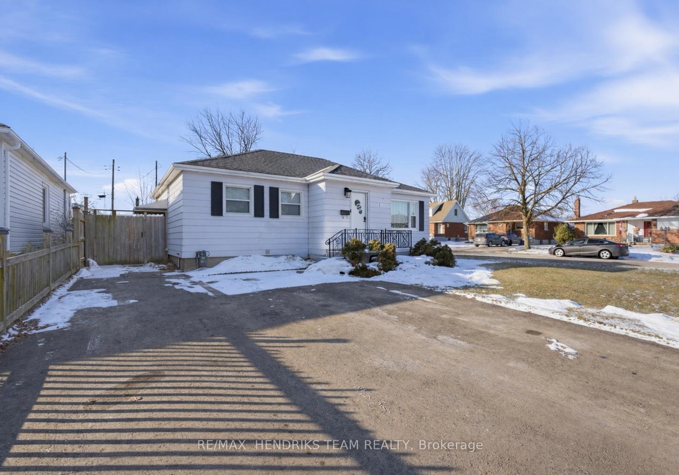 85-albert-street-w-thorold-ontario-x12743350