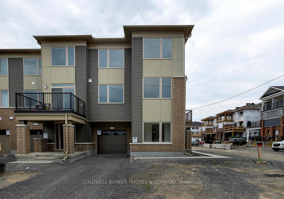 231-darjeeling-avenue-ottawa-ontario-x12743396