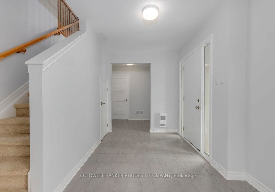 231-darjeeling-avenue-ottawa-ontario-x12743396