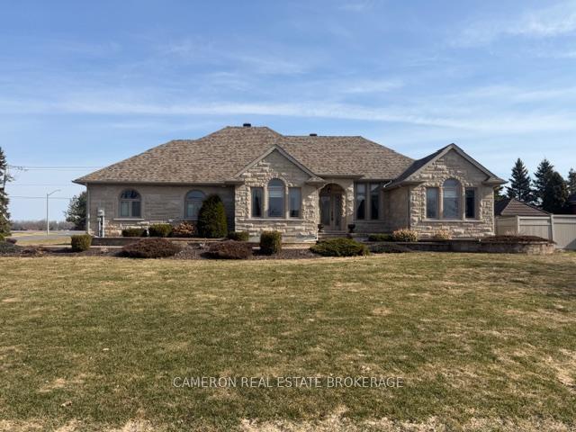 18105-farlinger-drive-south-glengarry-ontario-x12743412