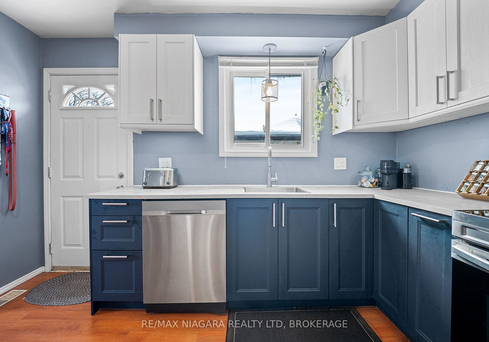 6885-waters-avenue-niagara-falls-ontario-x12743432