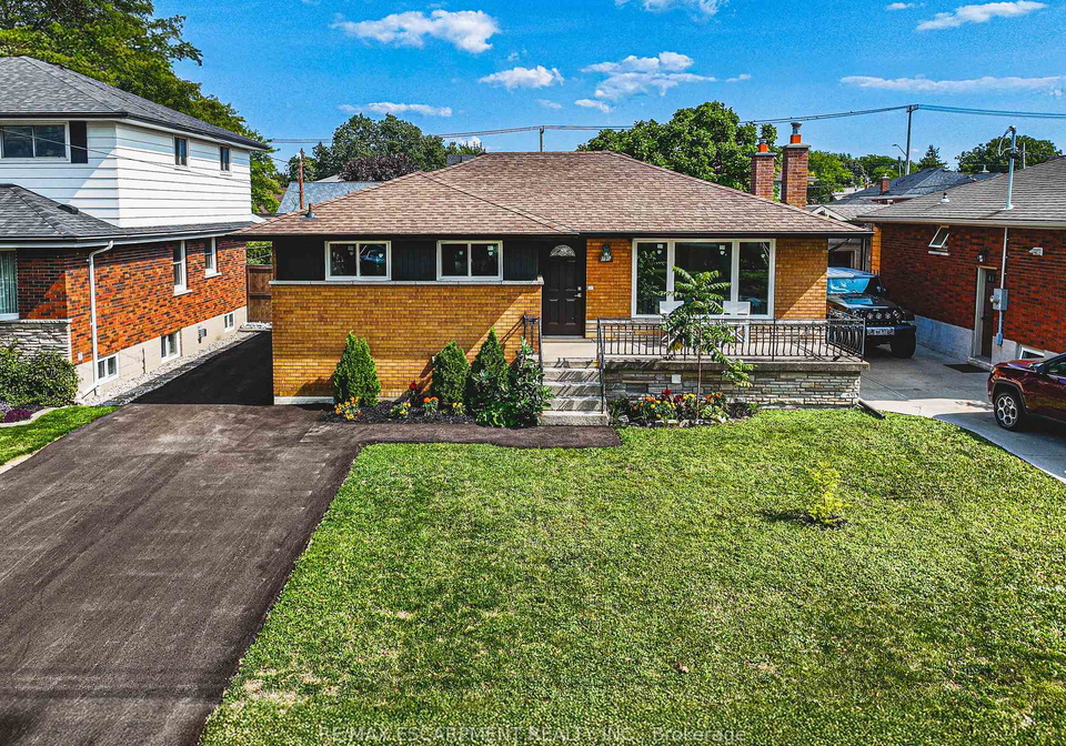 131-welbourn-drive-hamilton-ontario-x12744352