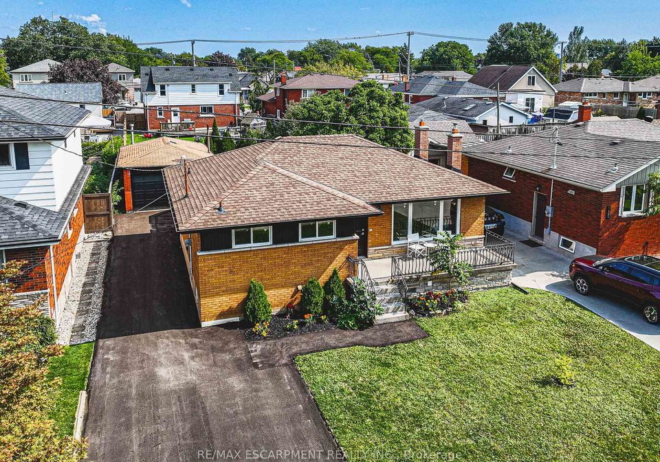 131-welbourn-drive-hamilton-ontario-x12744352