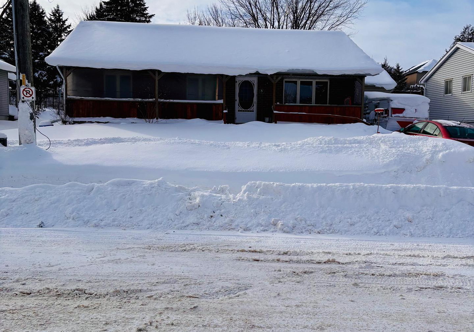 98-leeson-street-s-east-luther-grand-valley-ontario-x12744432