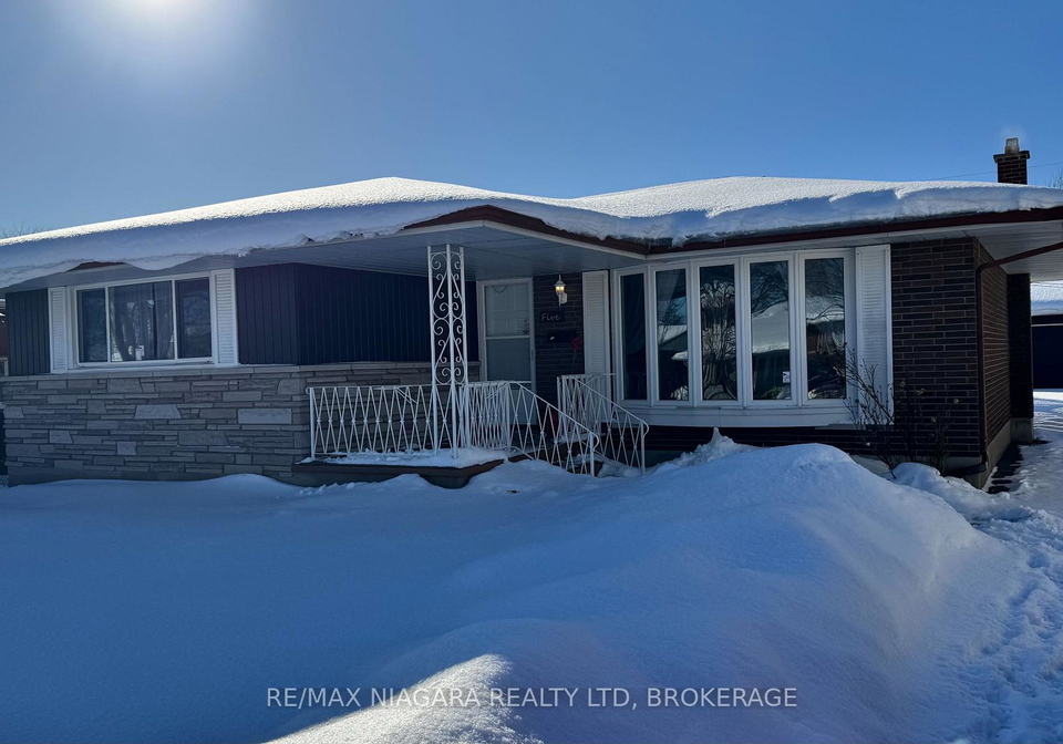 5-st-charles-drive-thorold-ontario-x12744534