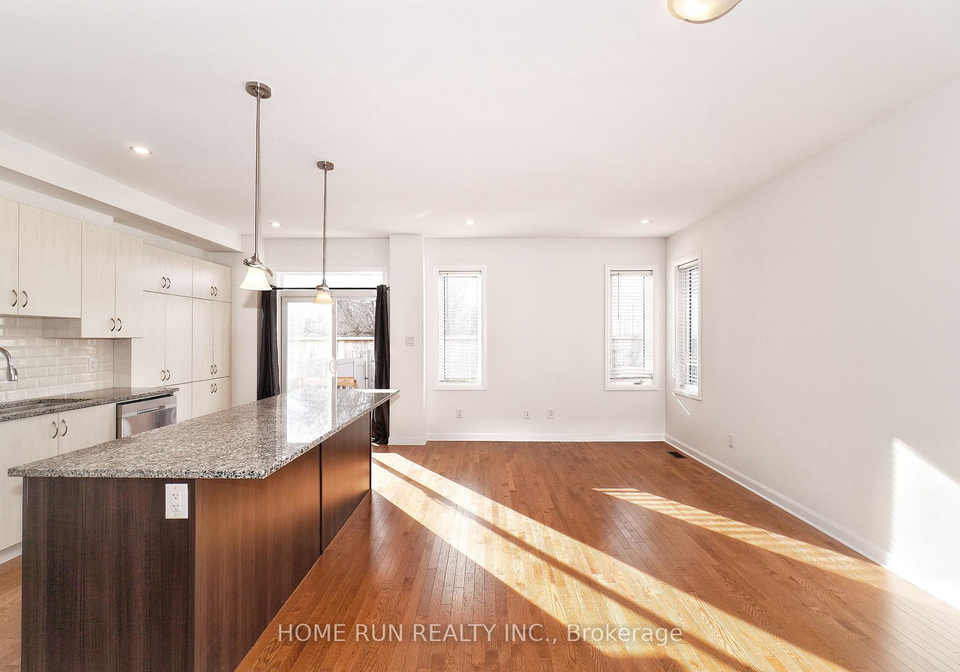 552-clemency-crescent-ottawa-ontario-x12744582