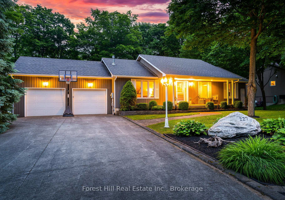 227-peters-crescent-grey-highlands-ontario-x12744738