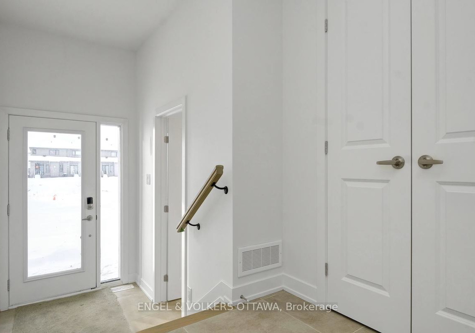 584-arbia-ridge-kanata-ontario-x12744804