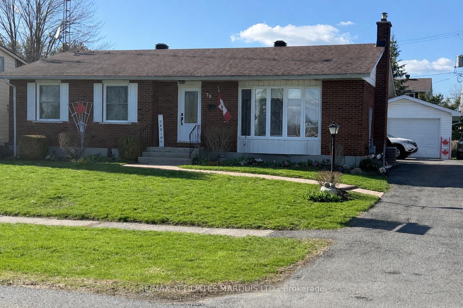 70-elizabeth-drive-south-dundas-ontario-x12745374