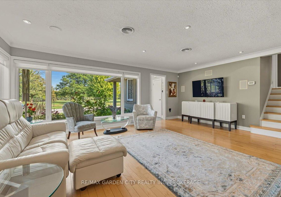 112-riverdale-drive-st-catharines-ontario-x12745702