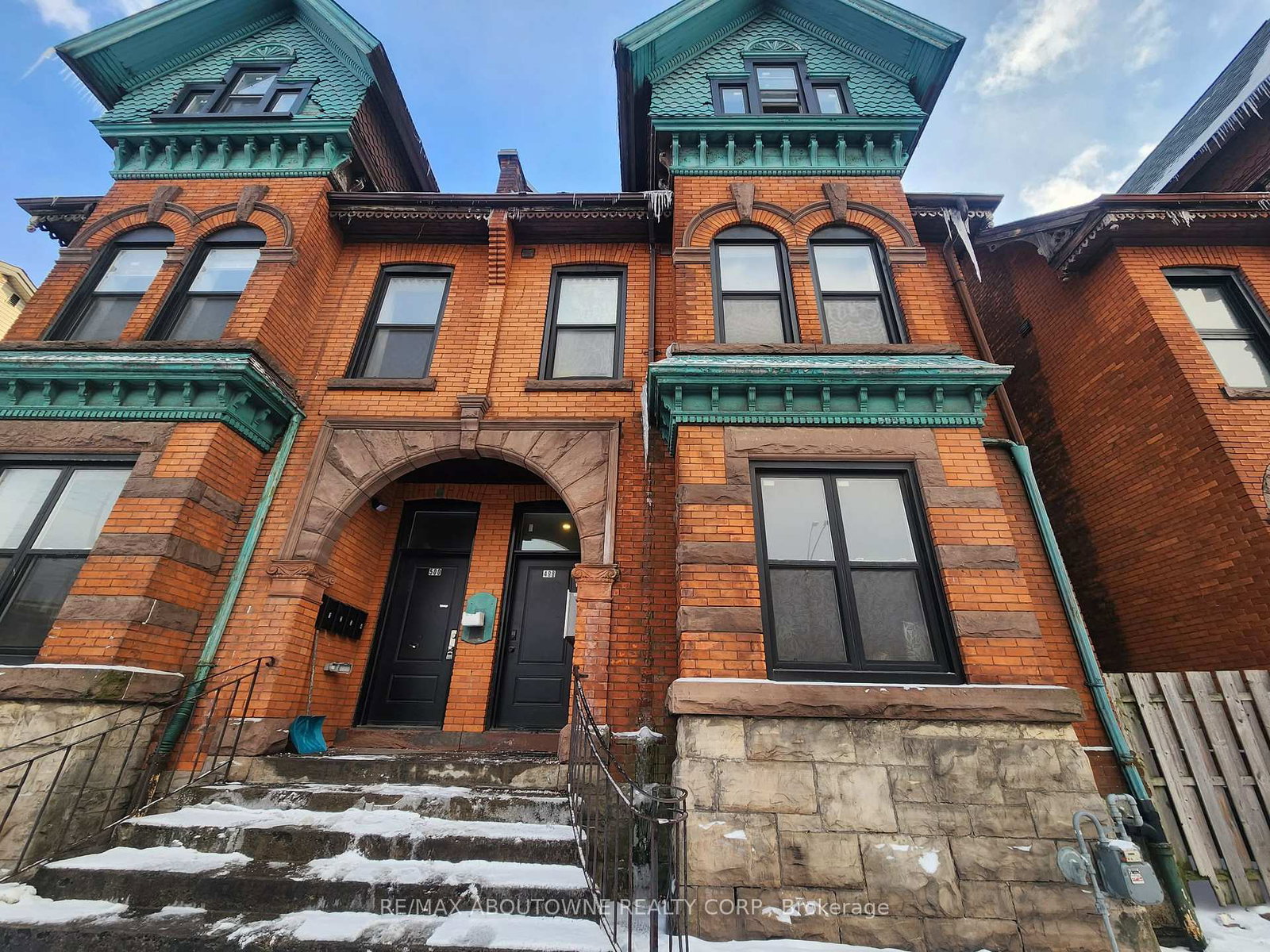 498-main-street-e-hamilton-ontario-x12746088