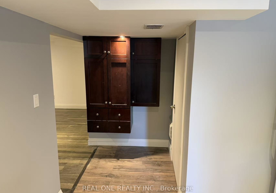 1074-upper-sherman-avenue-hamilton-ontario-x12746768