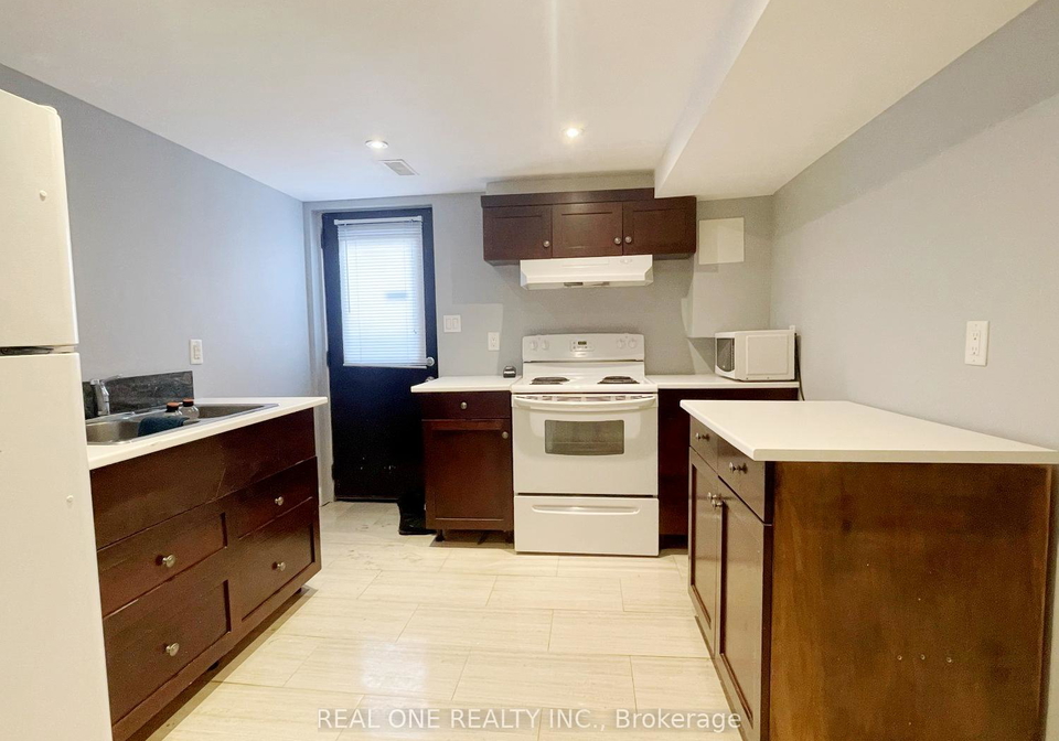 1074-upper-sherman-avenue-hamilton-ontario-x12746768