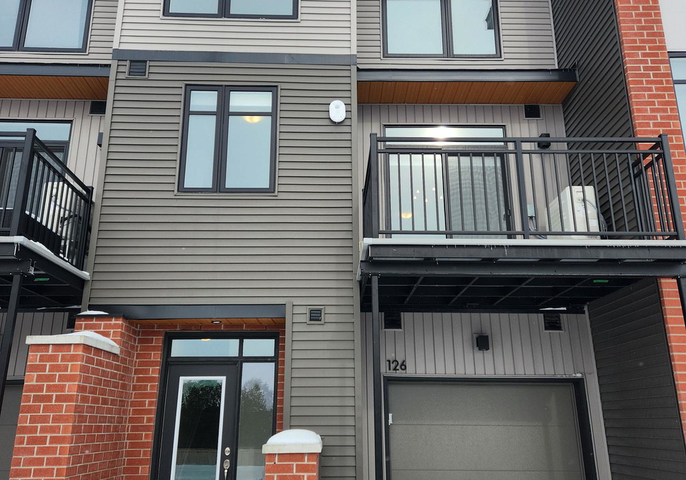 126-venasque-private-ottawa-ontario-x12746774
