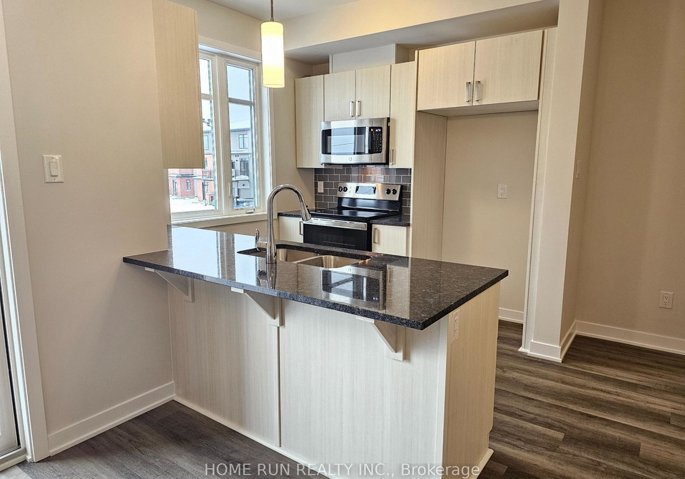 126-venasque-private-ottawa-ontario-x12746774
