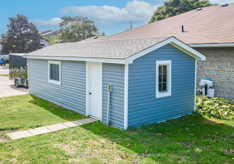 76-bond-street-w-kawartha-lakes-ontario-x12747352