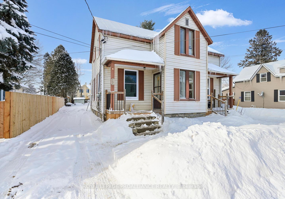 542-544-middle-street-w-edwardsburghcardinal-ontario-x12747454