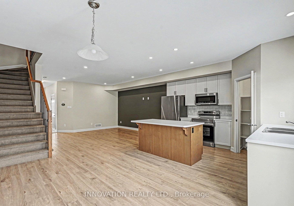 82-vimy-ridge-crescent-arnprior-ontario-x12747620