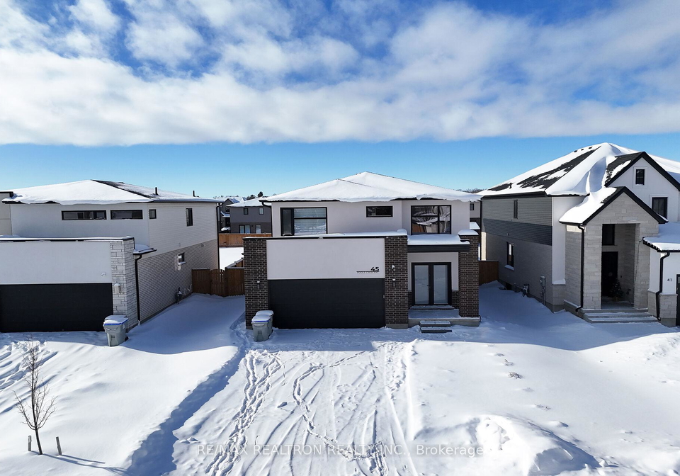 45-poole-crescent-middlesex-centre-ontario-x12747626