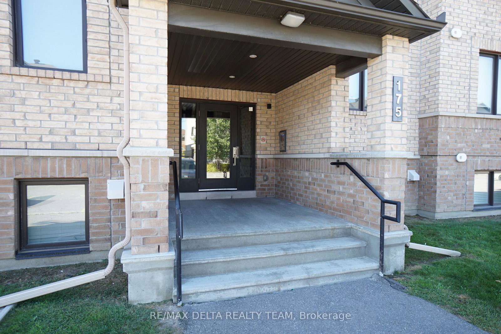 175-bluestone-private-orleans-cumberland-and-area-ottawa-ontario-x12747662