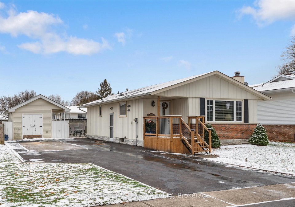 7952-tad-street-niagara-falls-ontario-x12748014