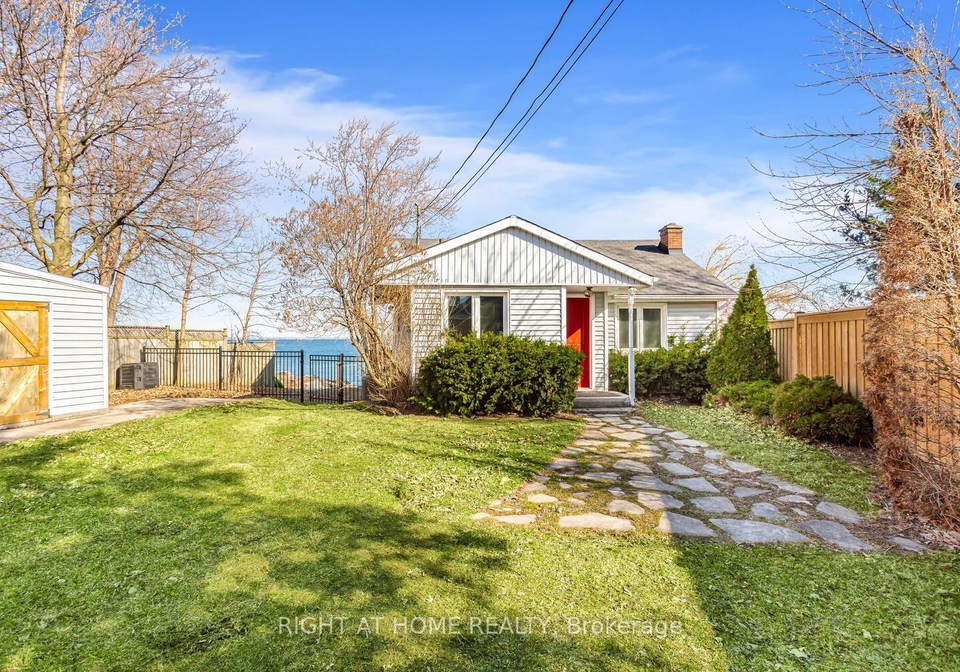 18-12-lakeshore-drive-hamilton-ontario-x12748338