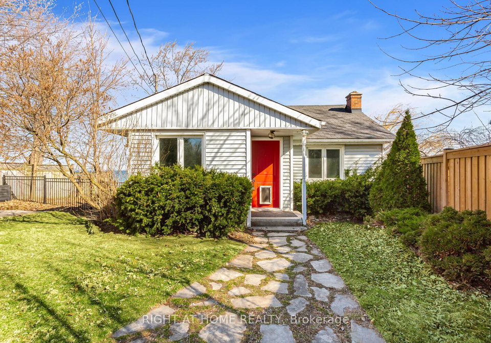 18-12-lakeshore-drive-hamilton-ontario-x12748338