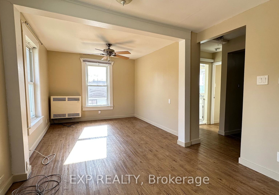 22-charlotte-street-belleville-ontario-x12748360
