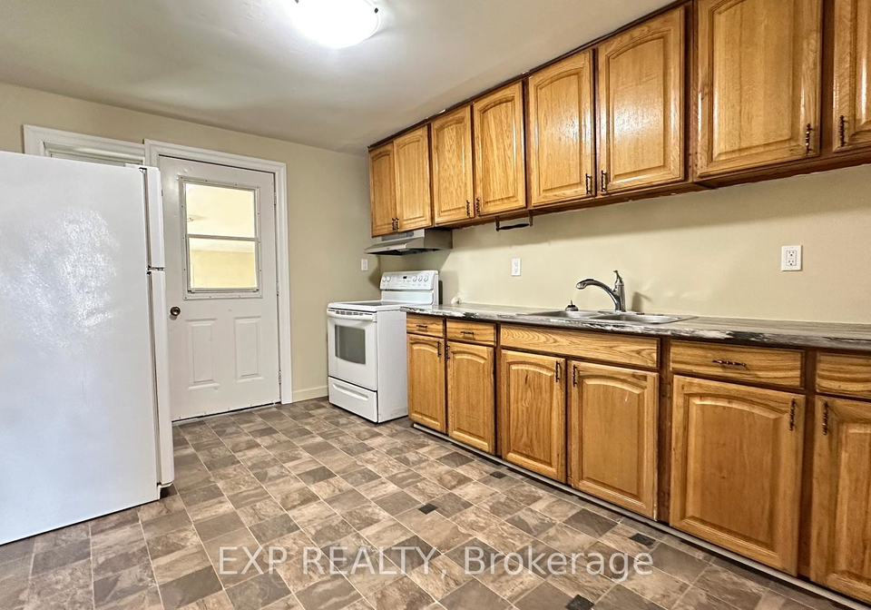 22-charlotte-street-belleville-ontario-x12748360