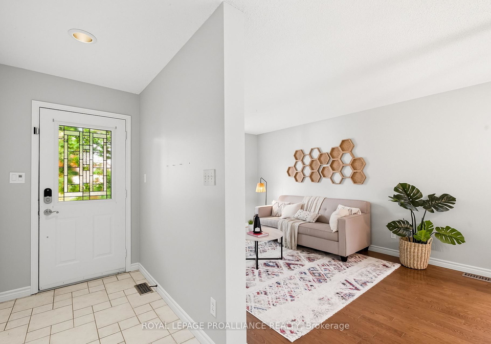 34-forchuk-crescent-quinte-west-ontario-x12748592